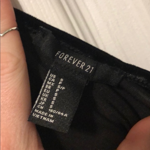 velvet tank top - Picture 3 of 3